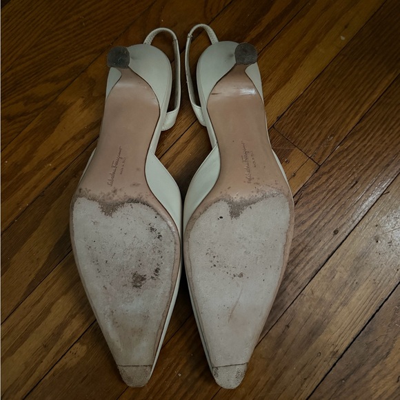 Salvatore Ferragamo Cream Pointed-Toe Slingback Kitten Heels - Picture 3 of 3